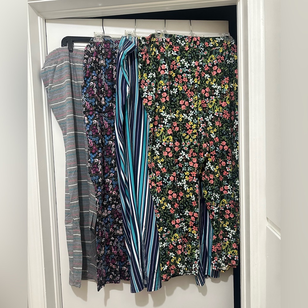 4 pair of Sleep by Cacique pj pants and 1 tank top, sz 26/28
